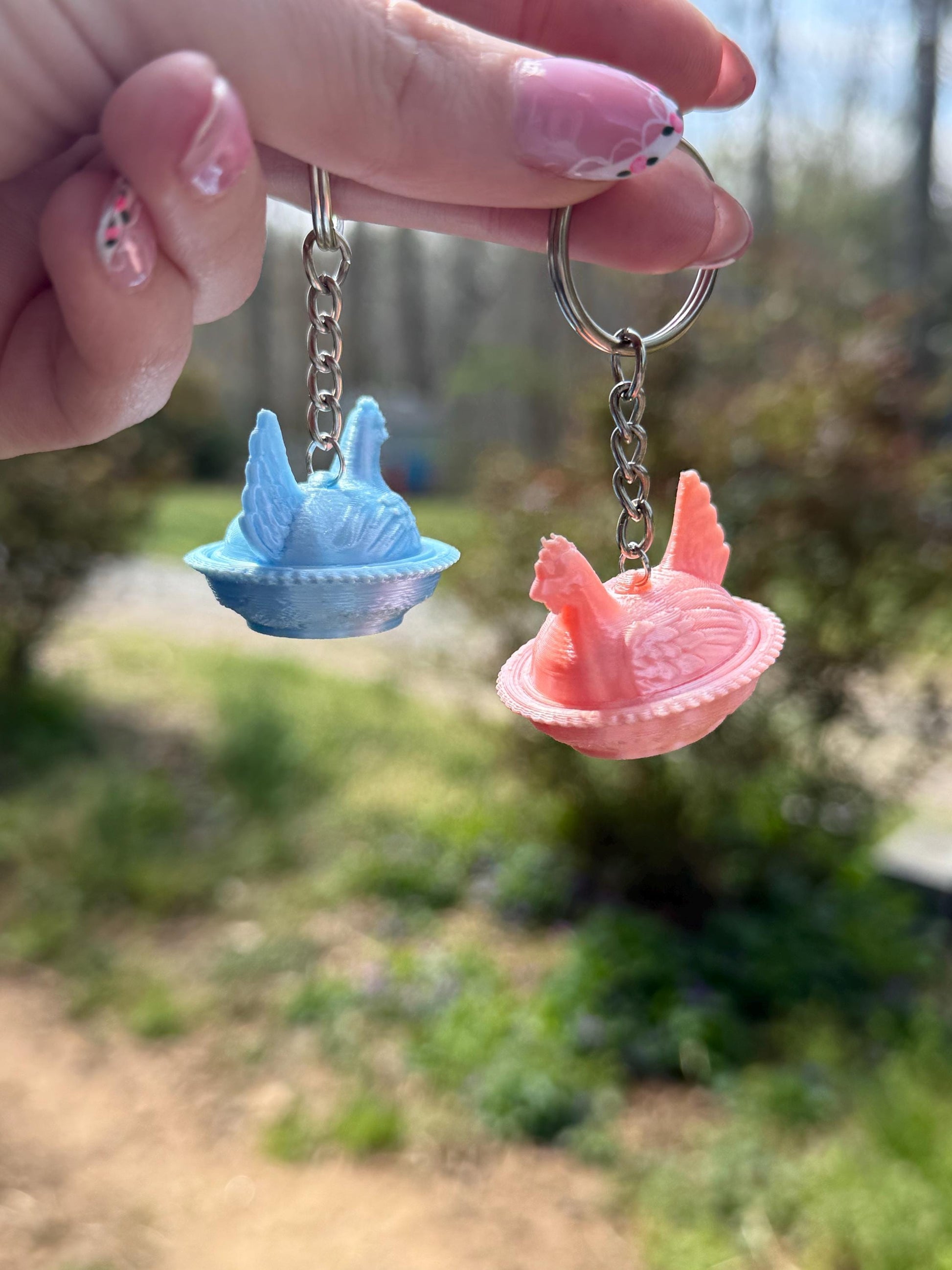 Vintage Hen on Nest Keychain